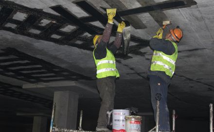  碳布加固工程中單層碳布和多層碳布有何不同？